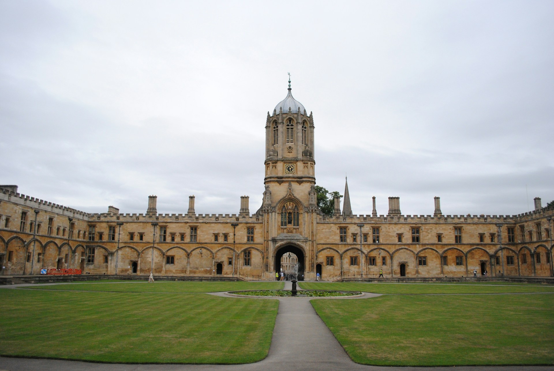 Oxford University Develops New Solar Energy Material In Significant Breakthrough